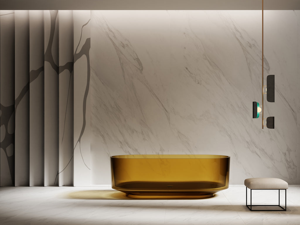 Baignoire en résine transparente disponible en plusieurs couleurs